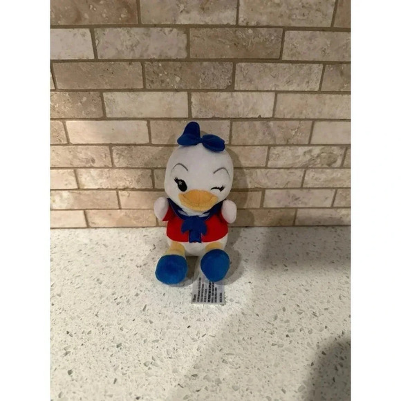 Daisy Duck Disney Parks Wishables Plush Disney Cruise Line Series  b23 - Picture 1 of 4